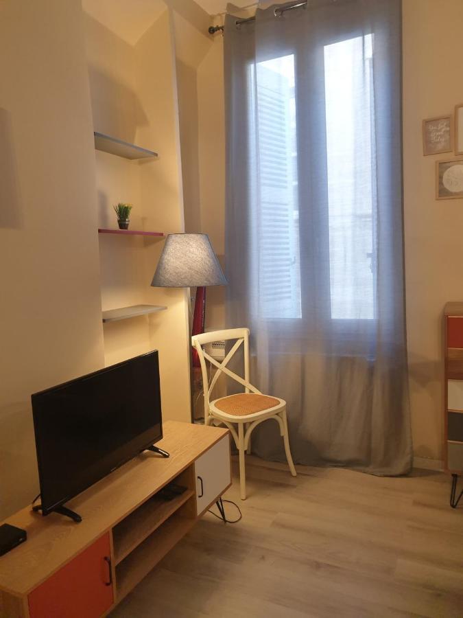 Modern Studio Centre Ville D'Avignon Exteriör bild
